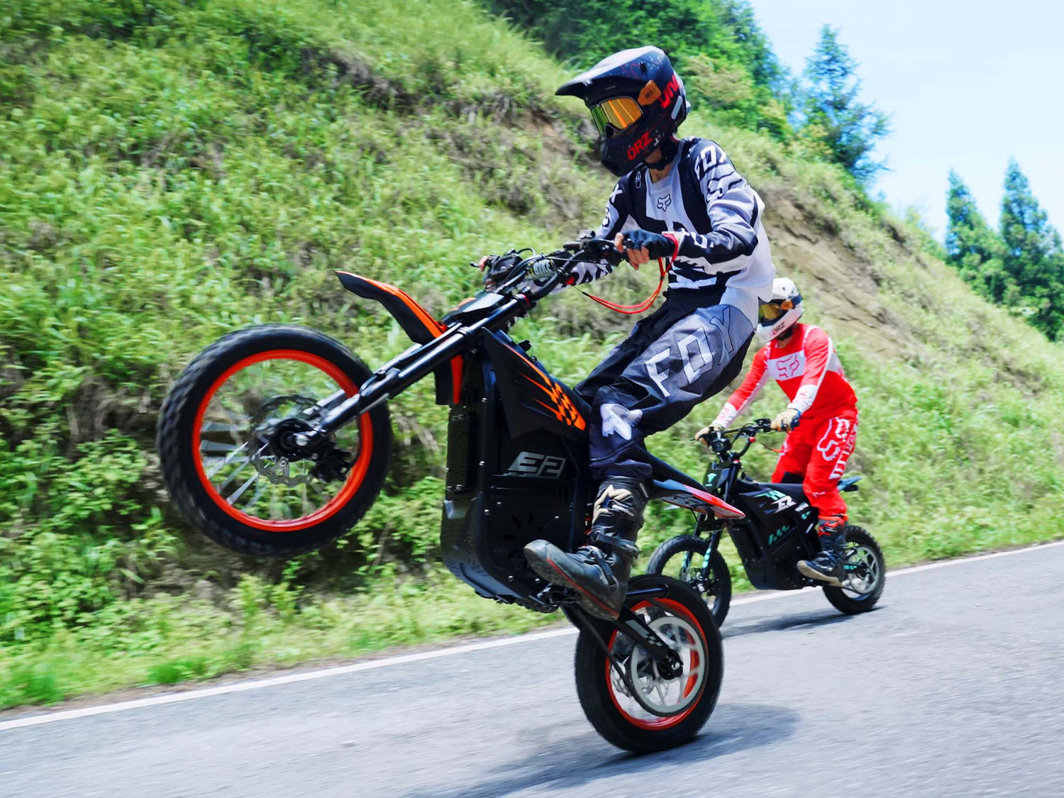 Tietie E2 Electric Dirt Bike: Redefining Off-Road Performance for Teens and Adults